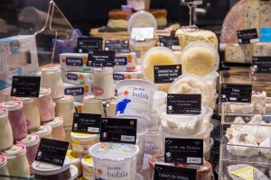 Présentation de Fromages Variés